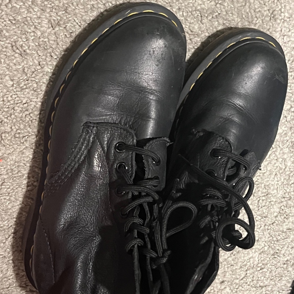 Dr Martens boots Woman